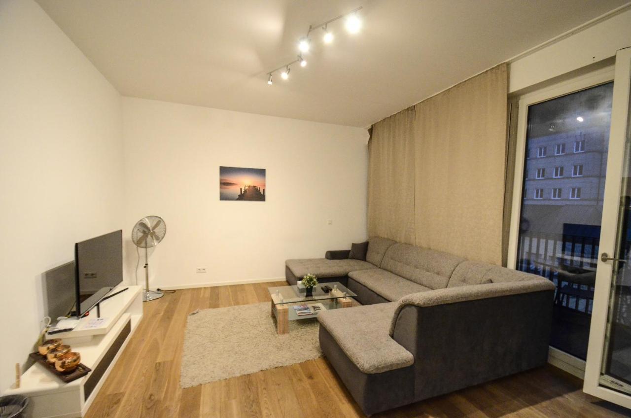 Apartamento 2 - High-Quality In The Heart Of Stuttgart 2 Exterior foto