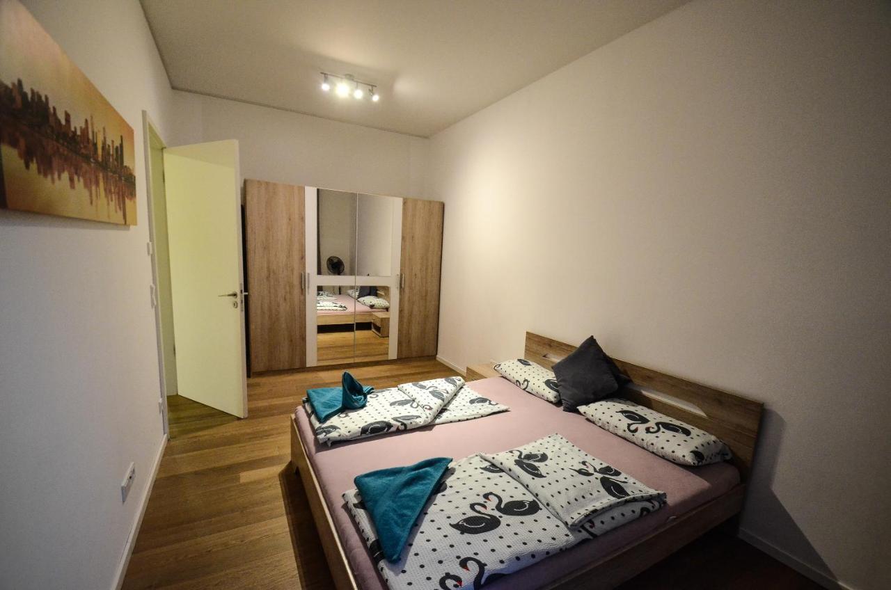 Apartamento 2 - High-Quality In The Heart Of Stuttgart 2 Exterior foto